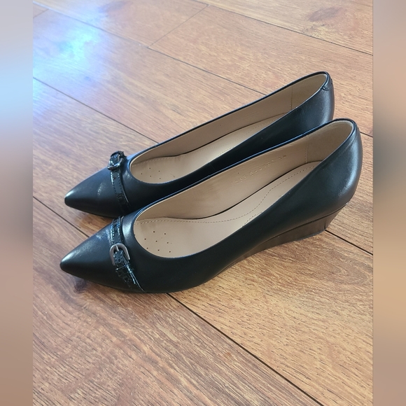 Women's Geox Shoes - Picture 2 of 7